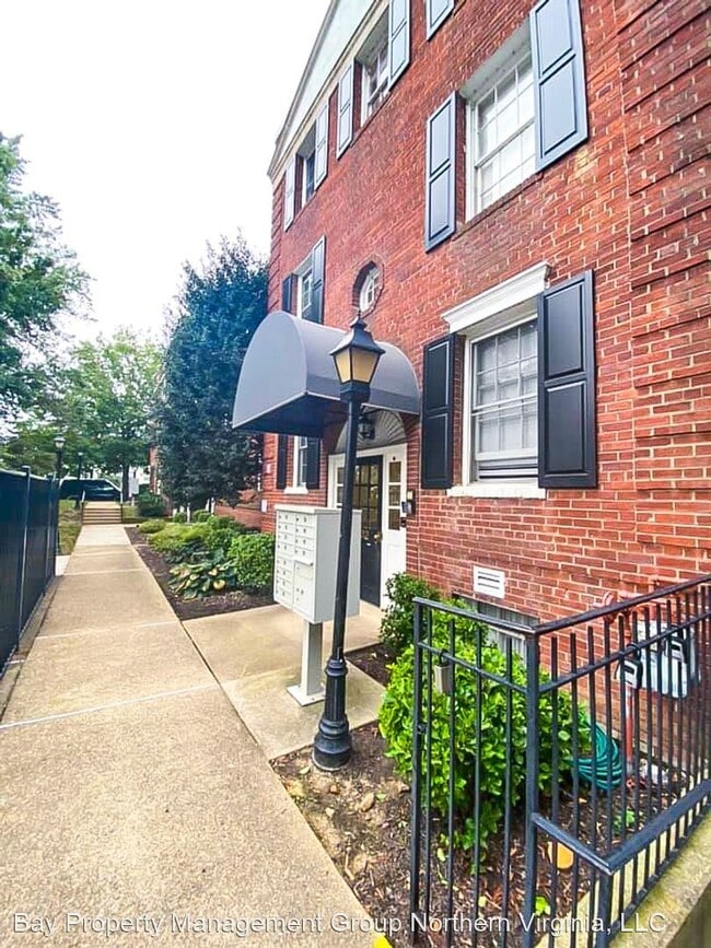 Building Photo - 1 br, 1 bath House - 502 Bashford Ln #3223