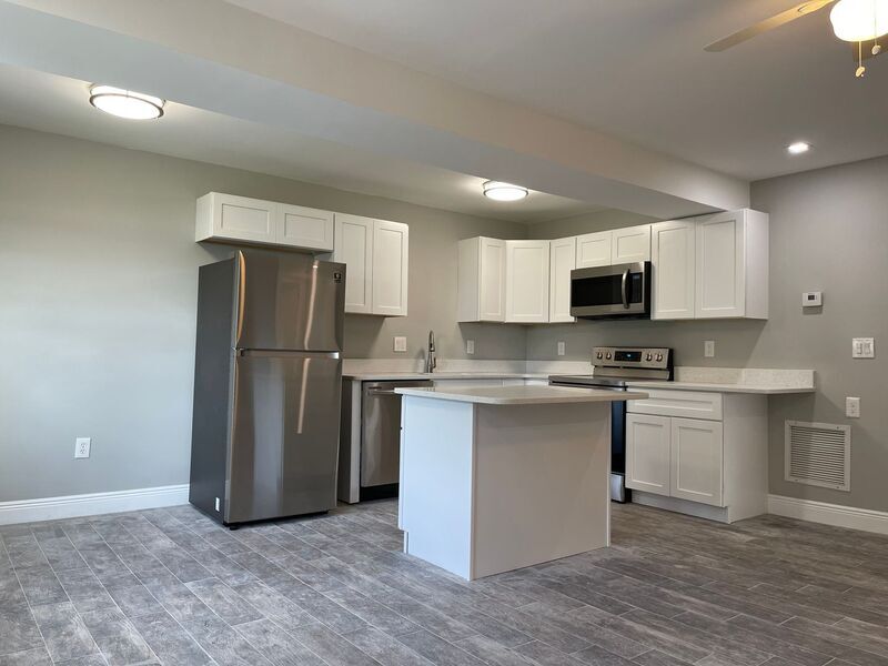 Foto principal - 4715 Rio Grande Ave