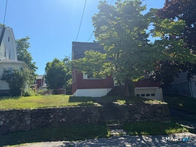 Building Photo - 64 Macauley Ave