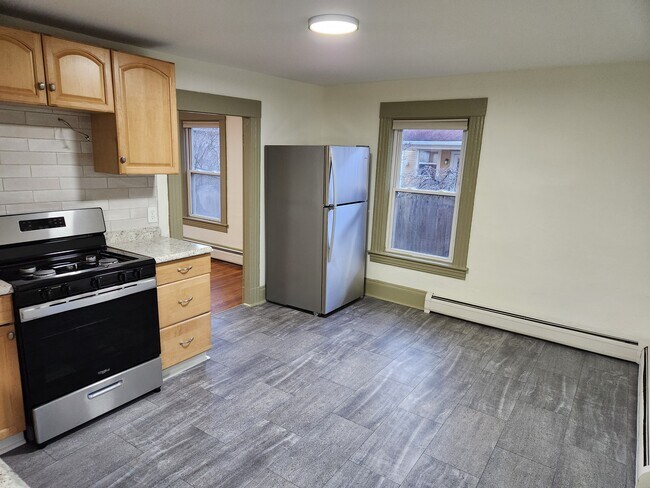 Foto del edificio - 4 Lawn Ave