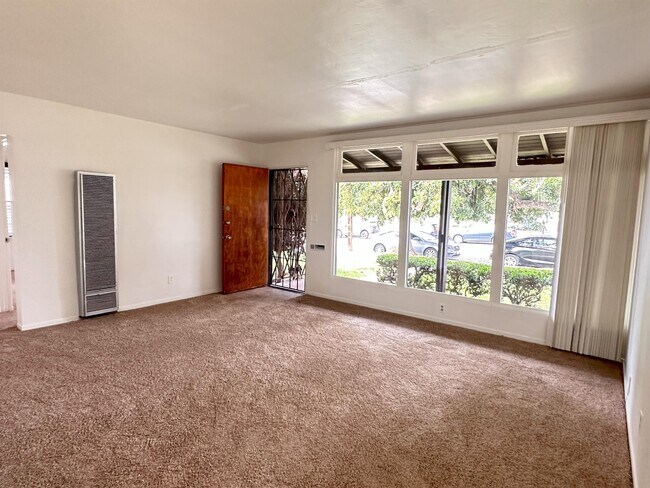 Foto del edificio - 2119 Reed Ave