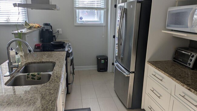 Photo du bâtiment - 140 Ch. Fraser,#A