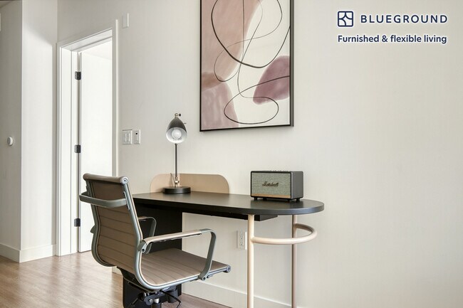 Foto del edificio - 3667 Keystone Av