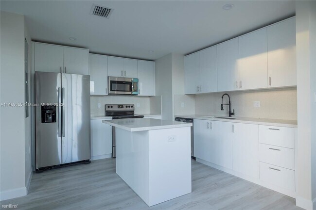 Foto del edificio - 4 br, 3 bath House - 18068 SW 103rd Ave