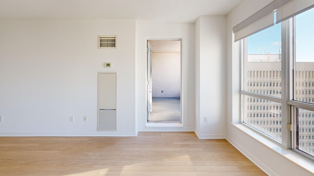 Photo - The Bay Club Apartments