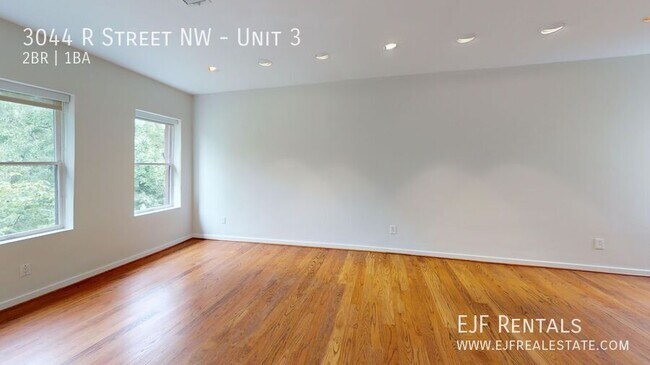 Foto del edificio - 3044 R St NW