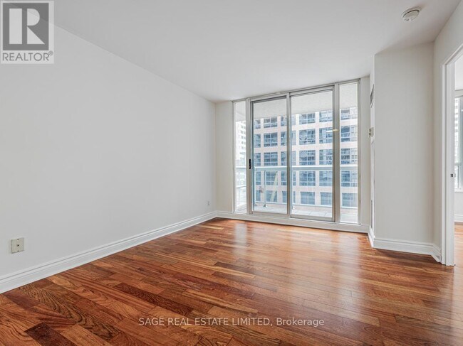 Building Photo - 43 Eglinton Ave E