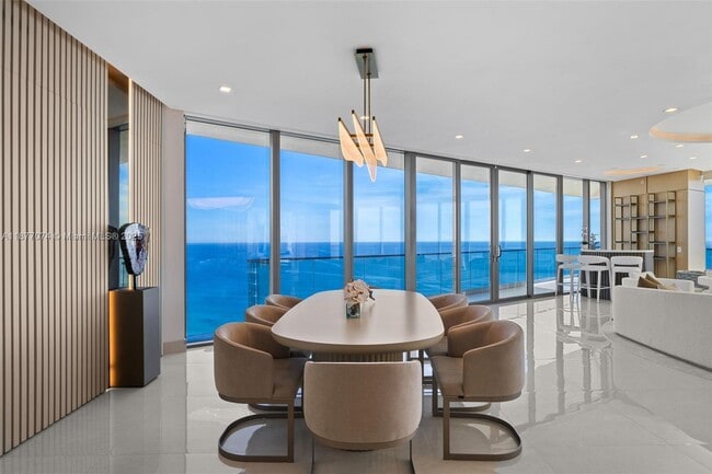 Building Photo - 18975 Collins Ave