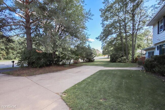 Building Photo - 4 br, 2 bath House - 4735 Hodgson Road