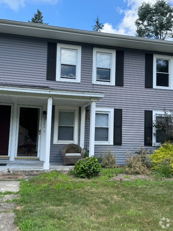 Building Photo - 261 South St