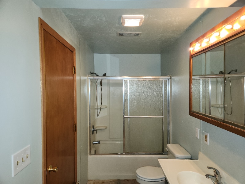 527 N 12th St, Salina, KS 67401 House Rental in Salina, KS