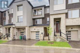 Building Photo - 4041 Saida St