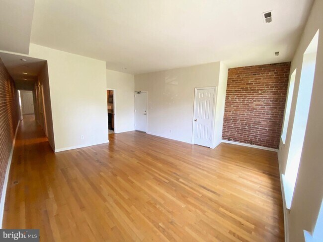 Foto del edificio - 1951 Biltmore St NW