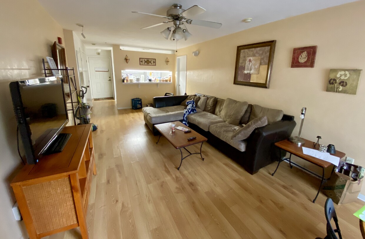 5-201 living room - 4000 SW 23rd St