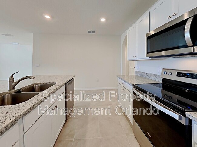 Foto del edificio - 9678 Black Walnut Dr