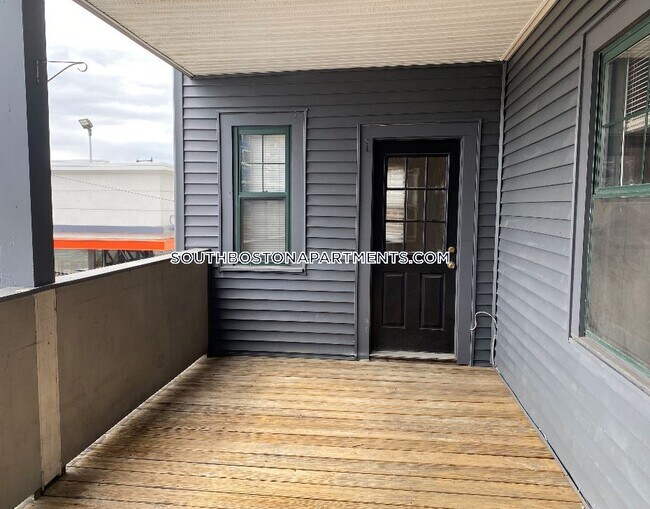 Building Photo - 573 Dorchester Ave