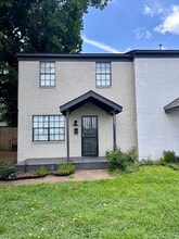 Building Photo - 975 N White Station Rd