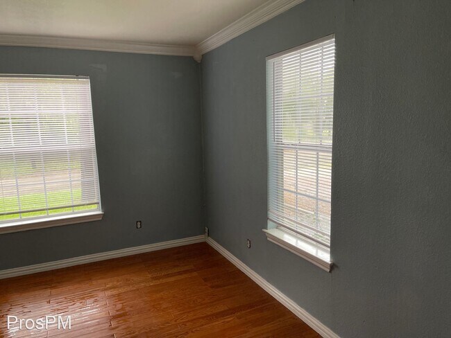 Foto del edificio - 2 br, 1 bath House - 1417 E. Garnett