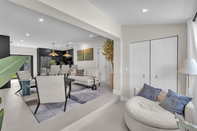 Foto del edificio - 400 NW 45th St