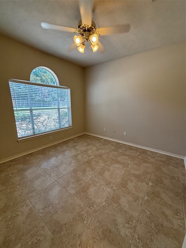 Foto del edificio - 10735 Norchester Village Dr