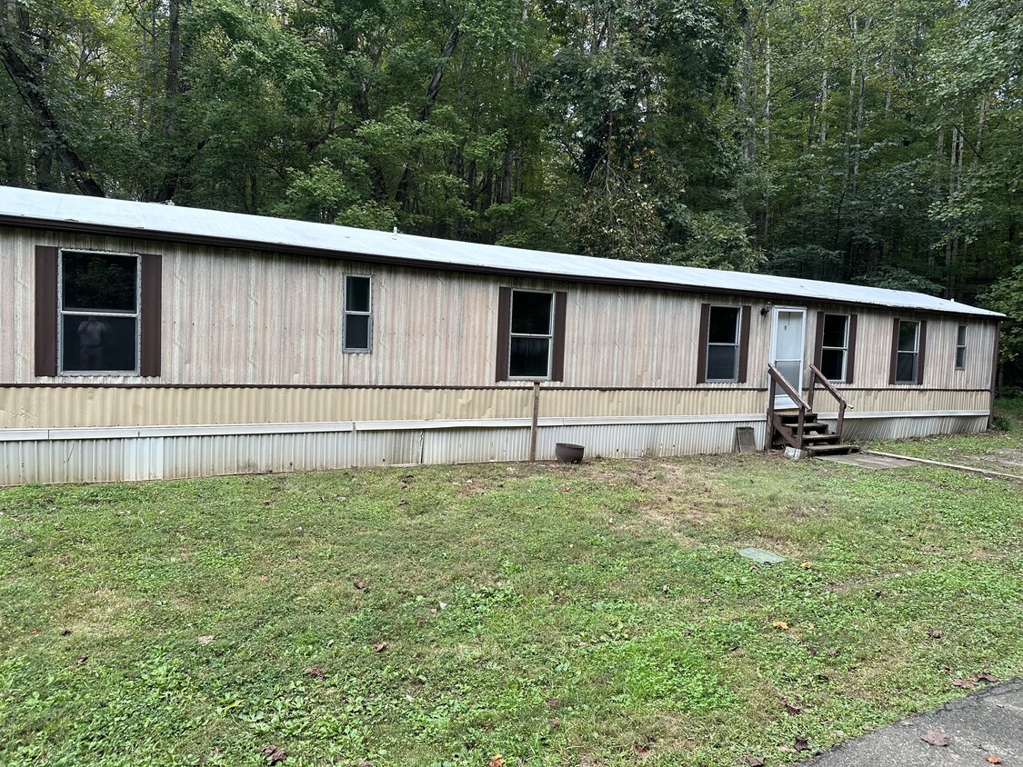 Foto principal - 187 New Creed Ln