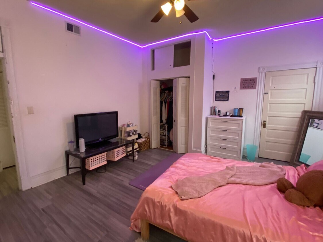 Foto principal - 1263 W Cary St