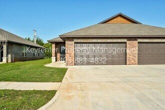 Building Photo - 1746 Eighty-Niner Ter