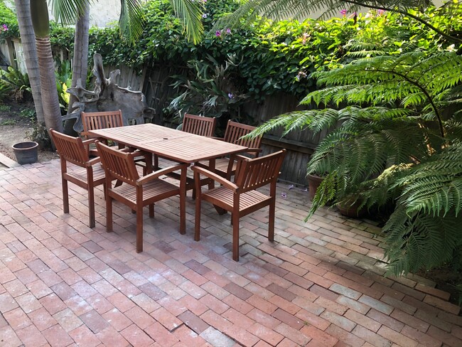 Outdoor Dining Area - 3785 Dove St