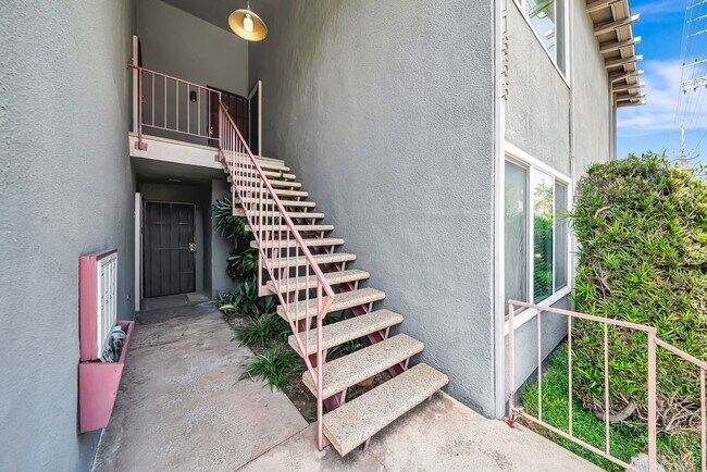 Foto del edificio - 11555 Nebraska Ave