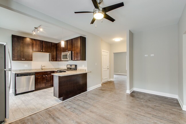 Foto del edificio - 842 E 53rd St