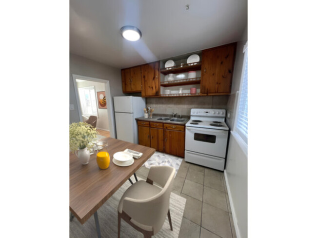 Building Photo - SECTION 8 WELCOME!! Three bedroom two bath...