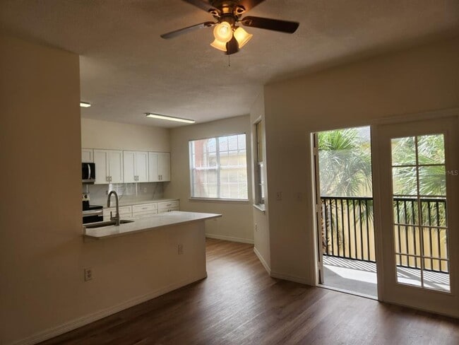 Building Photo - 10873 Windsor Walk Dr