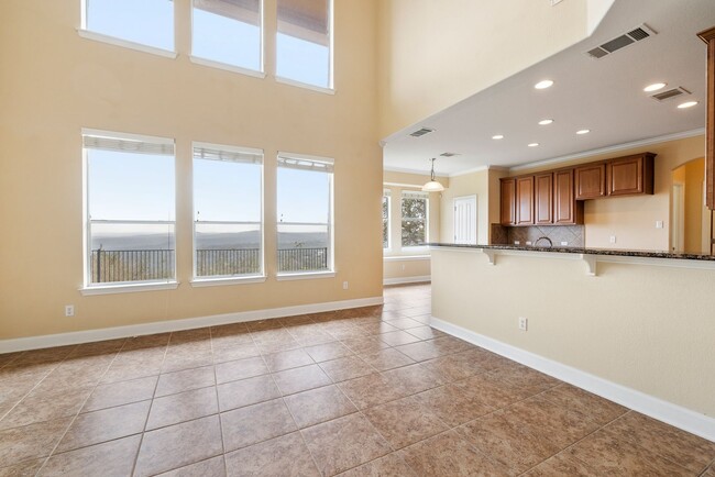 Building Photo - Stunning Hill Country Views!!!!