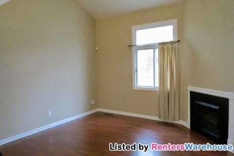 Building Photo - 2563 Bedford Ct