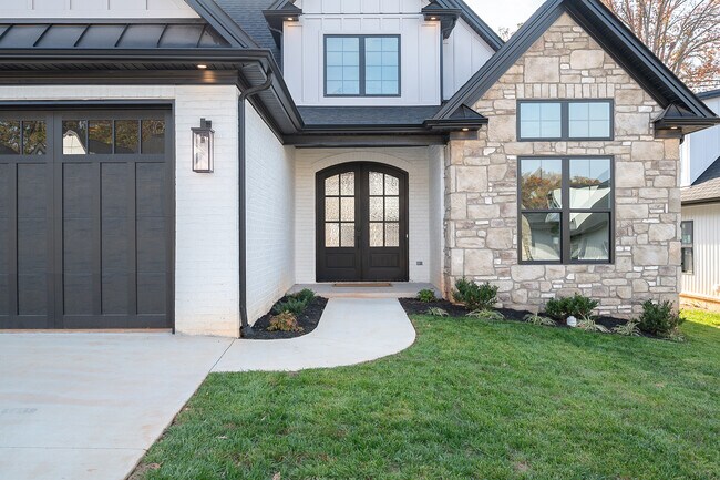 Foto del edificio - 122 Bentley Grove Way