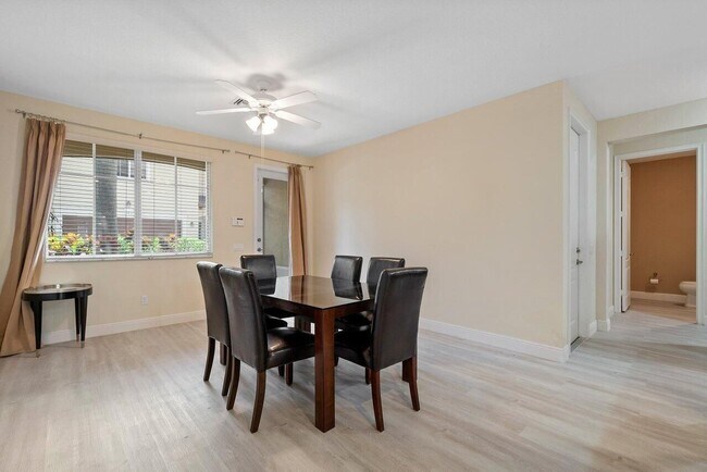 Foto del edificio - 580 NW Browning Way