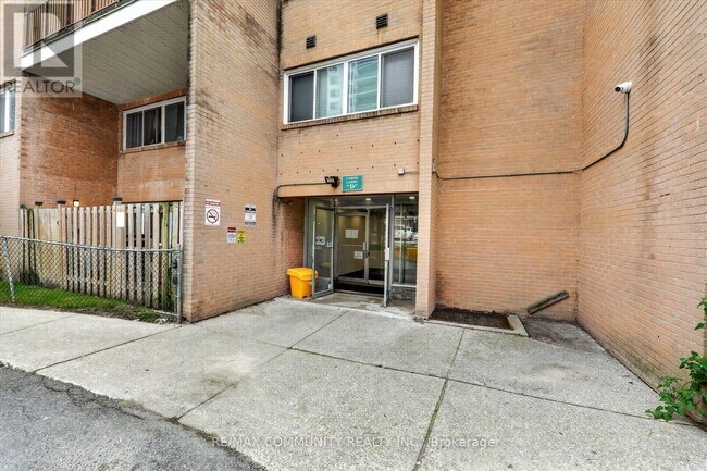 Building Photo - 100 Mornelle Ct