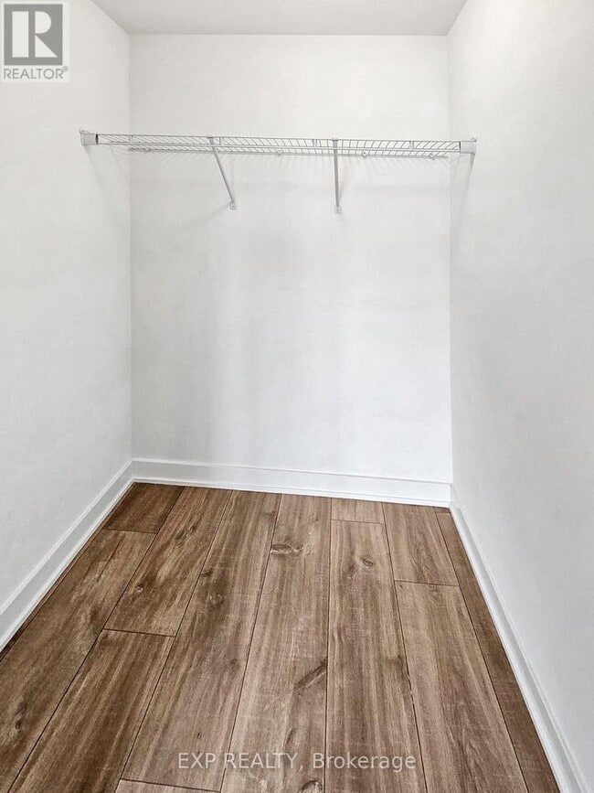 Building Photo - 70 Princess St