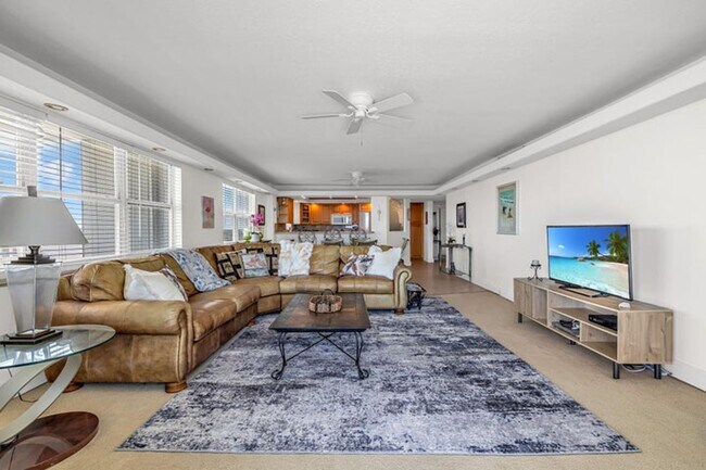 Foto del edificio - 3000 S Ocean Blvd