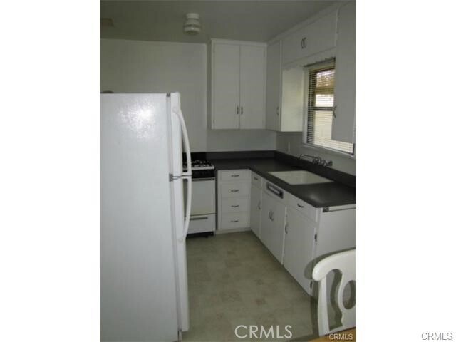 Foto del edificio - 624 Linda Pl