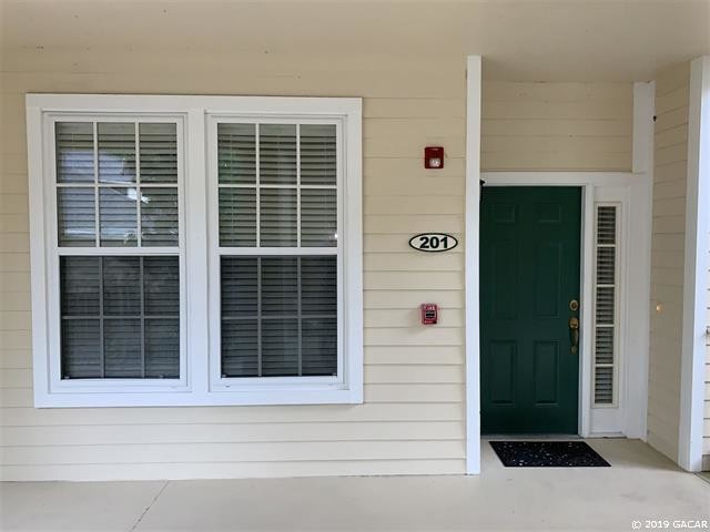 Foto principal - Beautiful 3/2 in Haile Plantation Southbrooke