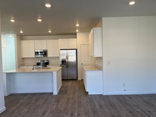 Building Photo - 9002 Winding Gln Ln
