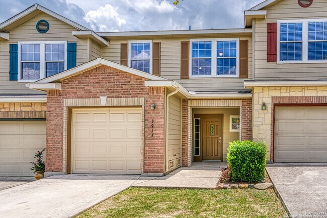 Foto del edificio - Move in ready!