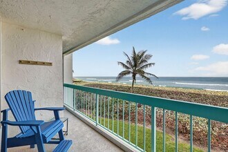 Building Photo - 9940 S Ocean Dr