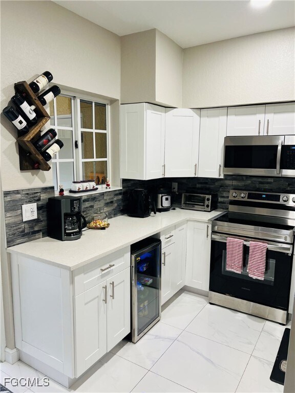 Foto del edificio - 8312 Bernwood Cove Loop