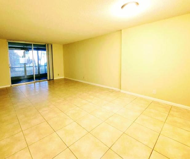 Foto del edificio - 300 NE 12th Ave