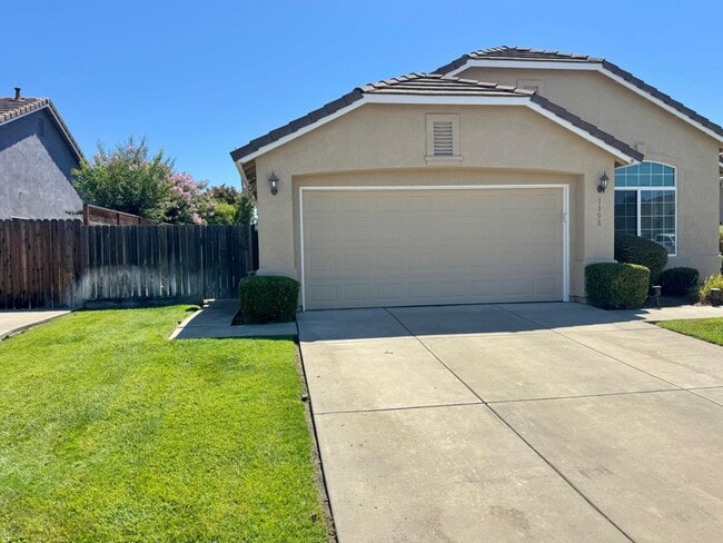 Building Photo - 1398 Madelena Ln