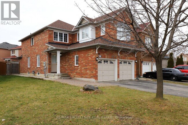 Building Photo - 106 Narrow Valley Crescent