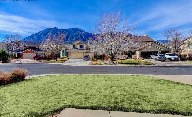Foto del edificio - 770 Amberglen Ct