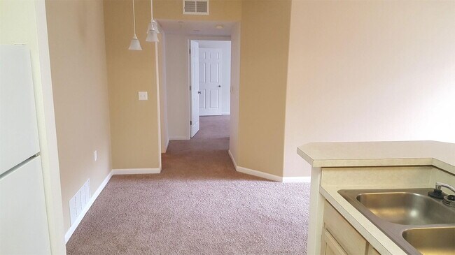 Foto del edificio - 4545 Wheaton Dr